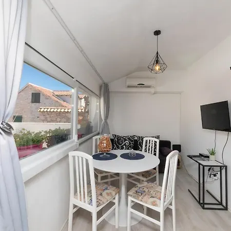 Korkyra-old Town With Private Terrace *